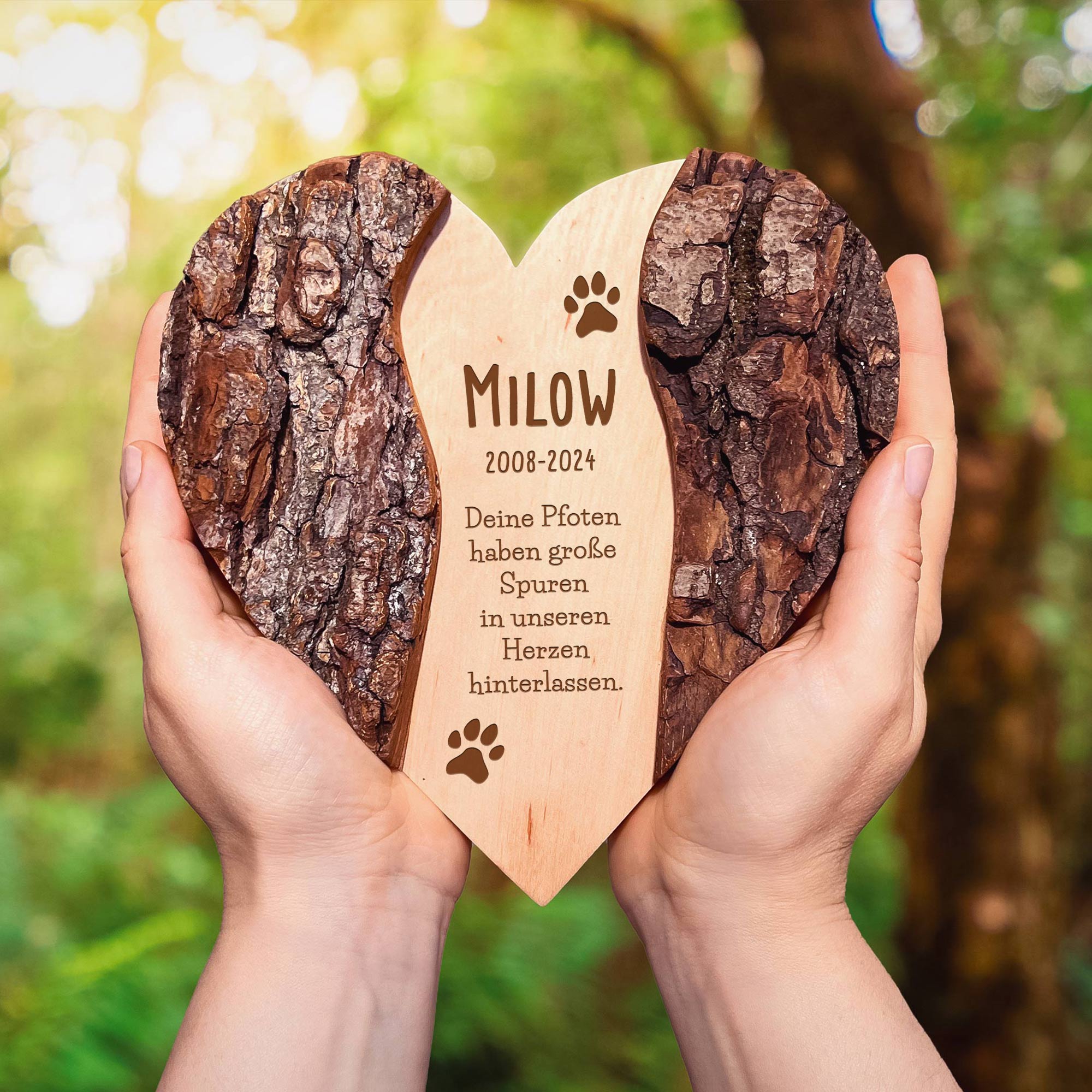 Personalisiertes Holzherz mit Rinde - Hund